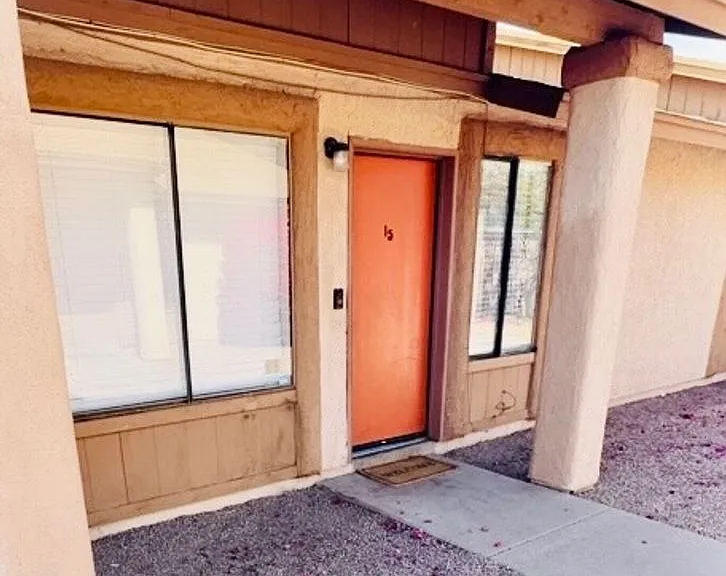 44 S Williams — Photo 2