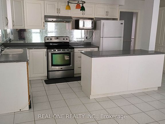 2nd image of 12 Atlantic Ave