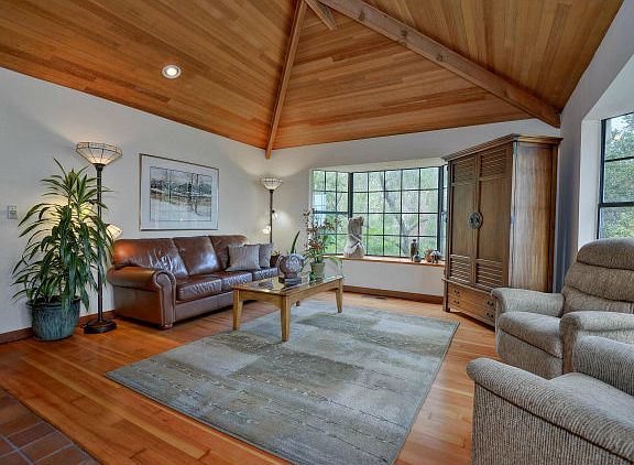 4th image of 435 Hillway Dr