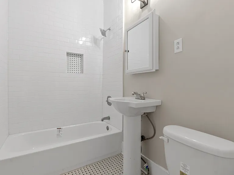 Belvedere Place — Photo 9