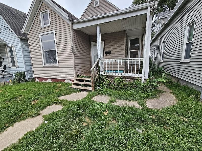 1st image of 2207 W Ann St