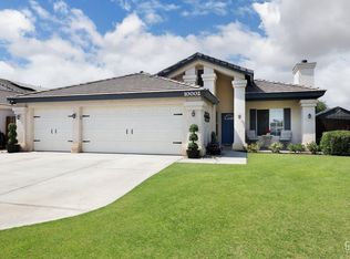10002 Brookline Woods Dr, Bakersfield, CA 93312