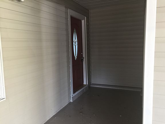 3rd image of 4825 Stephanie Dr