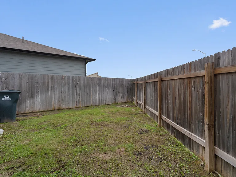 214 New Hampton Way — Photo 32