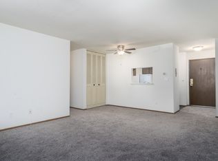 3245 N Oakland, Milwaukee, WI 53211
