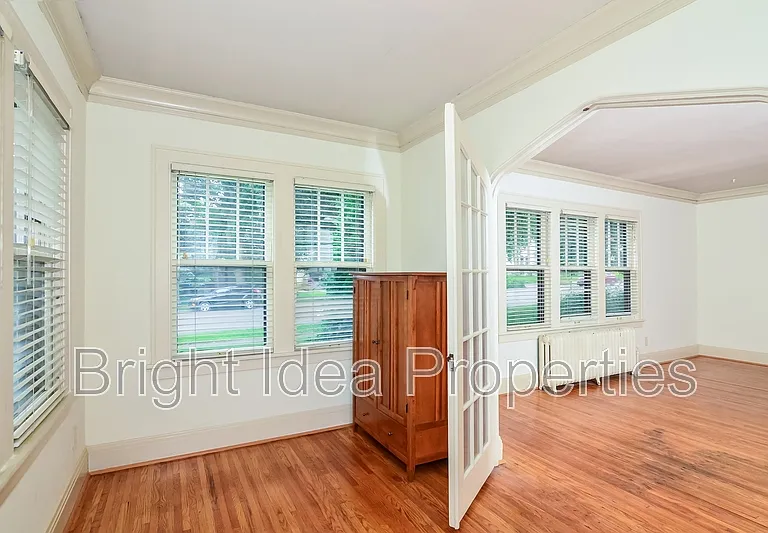 969 Saint Clair Ave #1 — Photo 13