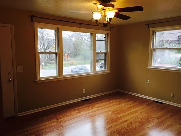 Freshly painted, nice laminate floors