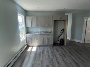 151 Pilgrim Ave APT 2, Worcester, MA 01604