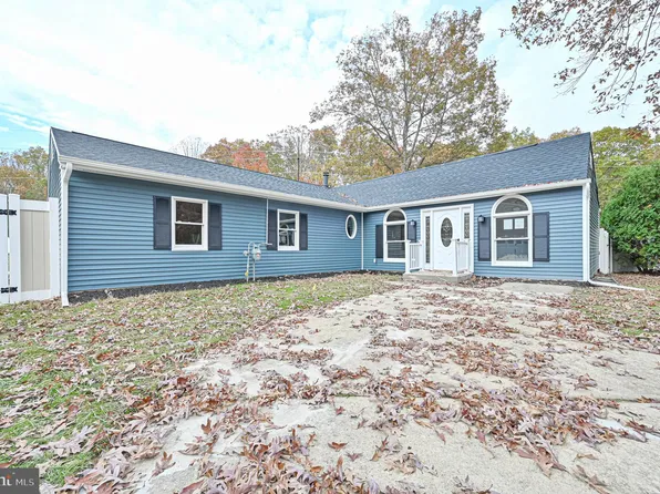 529 Forest Ct, Williamstown, NJ 08094