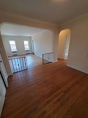 Rented by Contact Realty | media 37