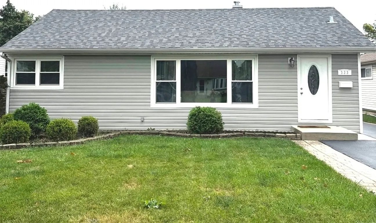 3 bed, 1200 sqft, $2,500 — Photo 1