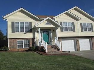 1464 Carroll Creek Rd, Johnson City, TN 37604