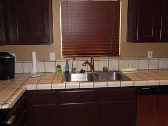 4th image of 201 Riverfront Dr Unit 7