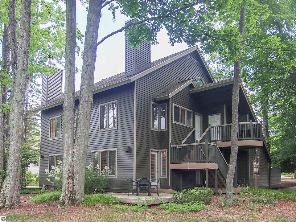 1st image of 504 Wintergreen Dr Unit 12375-504