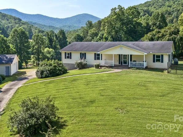 170 Beaverdam Loop Rd, Candler, NC 28715