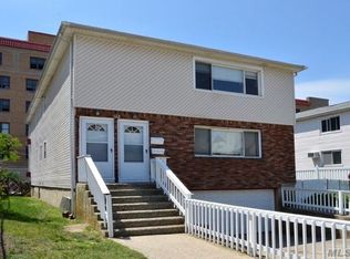 122 E Penn St, Long Beach, NY 11561