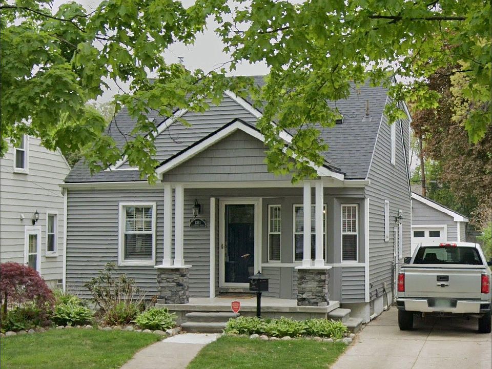 1st image of 1311 N Altadena Ave