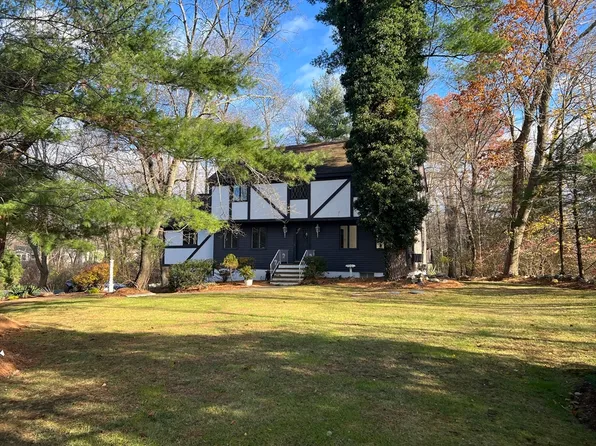 234 Bullard St, Walpole, MA 02081