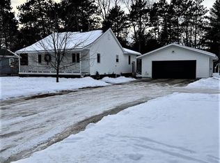 1927 School St, Stevens Point, WI 54481