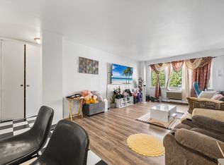 87-15 165th St APT 5E, Queens, NY 11432