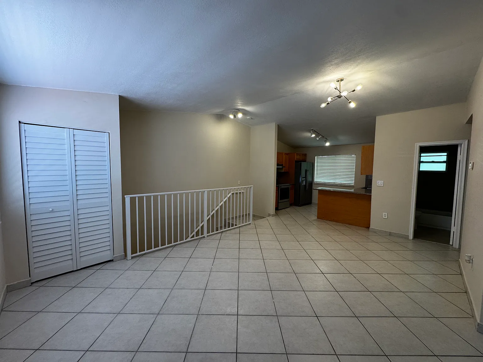2 bed, 857 sqft, $2,295 — Photo 4
