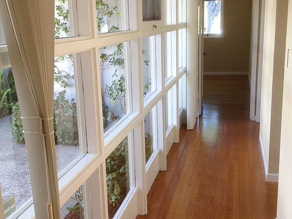 4th image of 652 Glenbrook Dr
