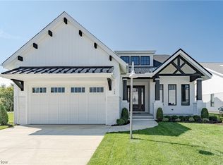 156 Bridgeport Way, Mayfield Heights, OH 44124