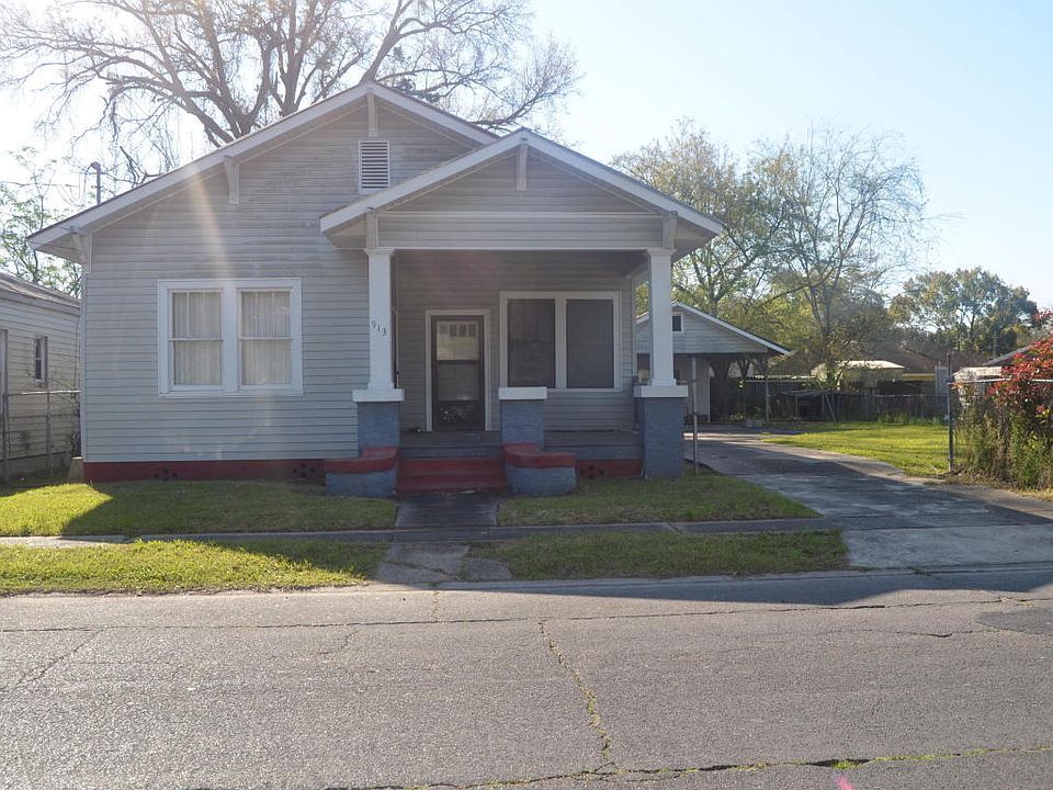 1st image of 913 Providence St