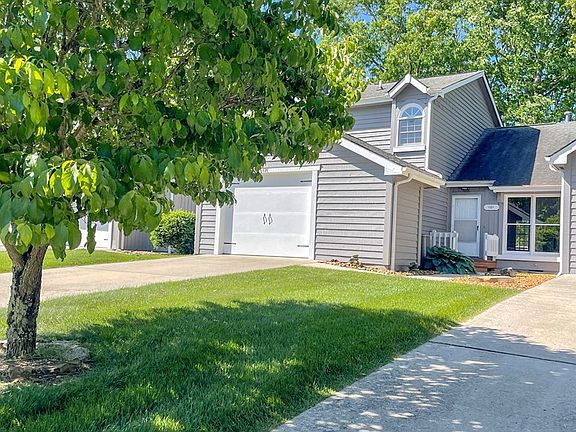 2nd image of 484 River Bend Dr