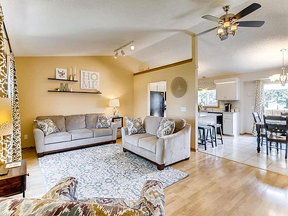 4th image of 9164 Yates Bay Ct
