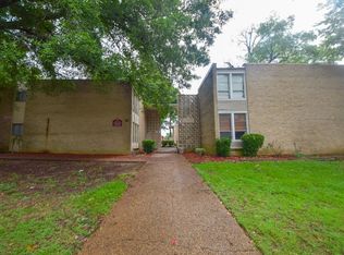 32 N Belvedere Blvd APT 10, Memphis, TN 38104