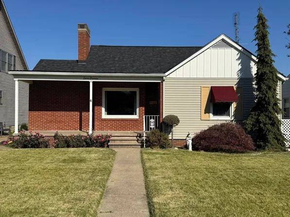 718 E Adams St, Havana, IL 62644