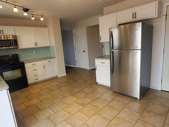 3rd image of 2366 Vantage Point Ct