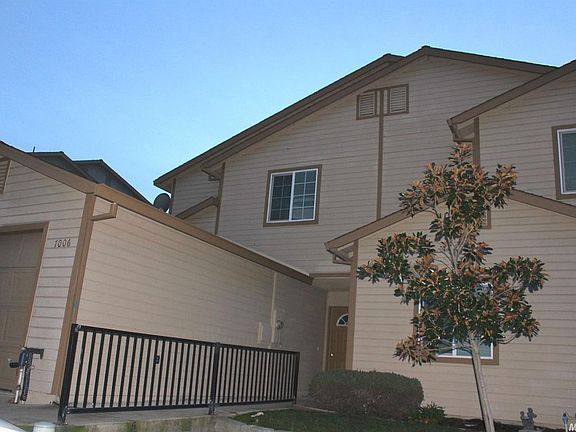 3rd image of 7006 Forest Hill Dr