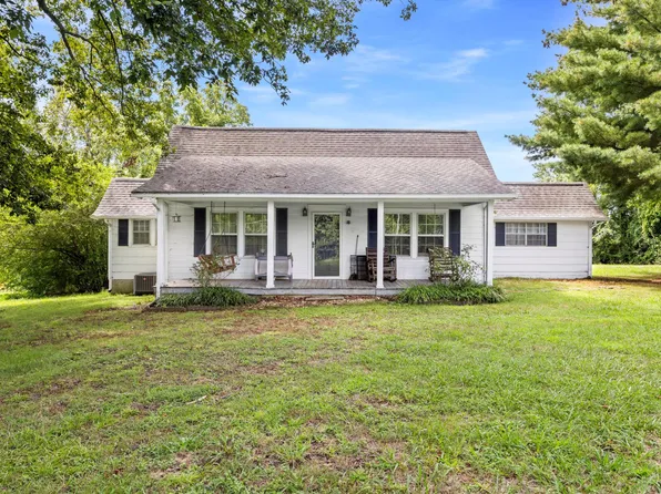 1907 Grand Center Rd, Chickamauga, GA 30707