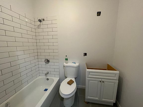 4th image of 7119 13th Ave #3