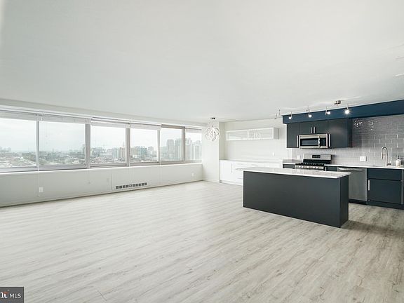 2nd image of 2401 Pennsylvania Ave APT 17B27