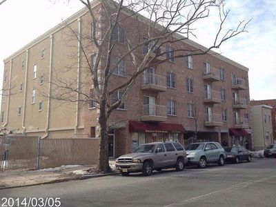 411 Chestnut St APT 4F, Newark, NJ, 07105