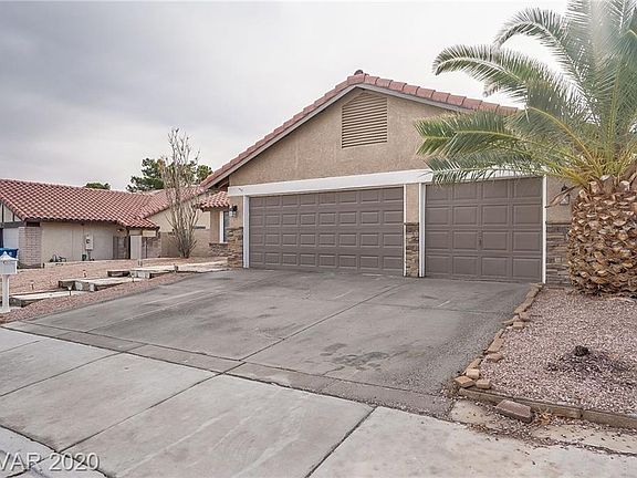 2nd image of 645 Montvilla Dr