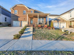 635 Snap Dragon Ln, Hendersonville, TN 37075