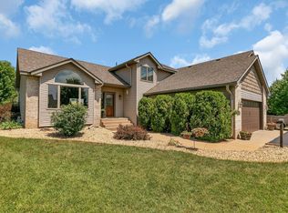 7209 Rolling View Dr, Saint Cloud, MN 56303