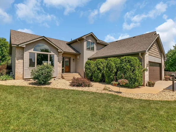 7209 Rolling View Dr, Saint Cloud, MN 56303