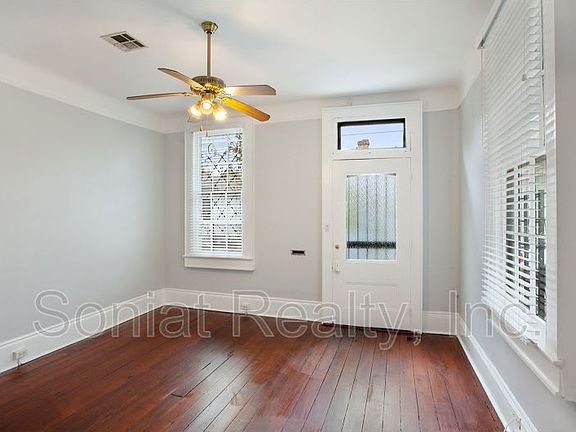 3rd image of 1016 Clouet St #1016