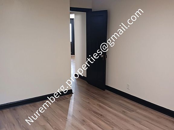 2nd image of 2442 Catalpa Dr