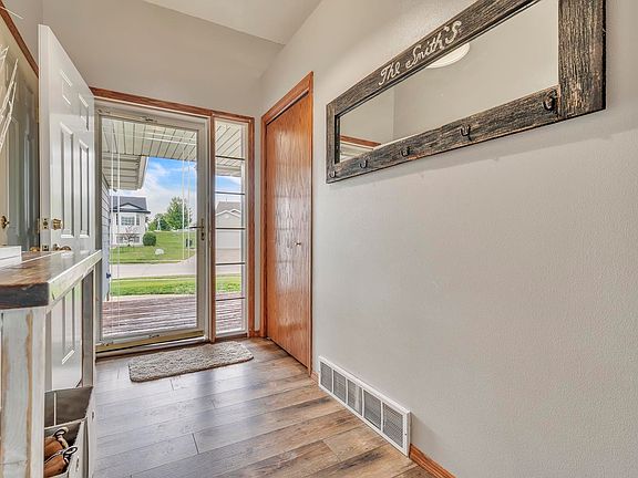 3rd image of 3726 Ithaca Ave