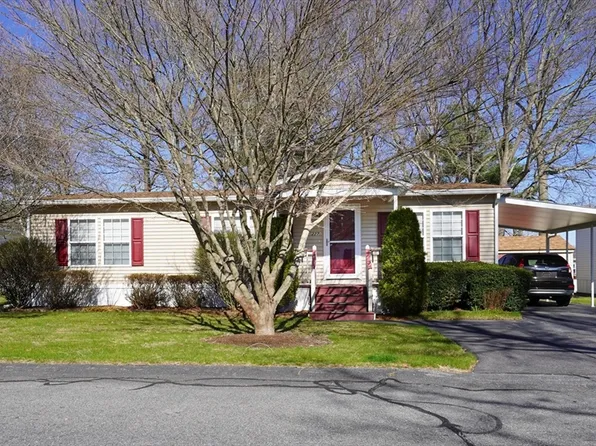 227 White Oak Ter #227, Taunton, MA 02780