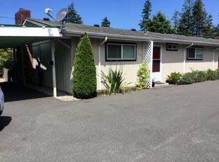 2040 Thompson Rd, Coos Bay, OR 97420