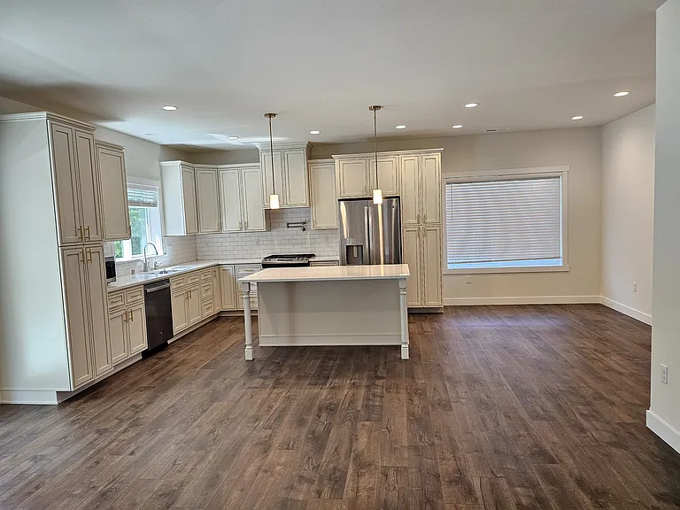 6645 Kyodi Ct SE — Photo 2