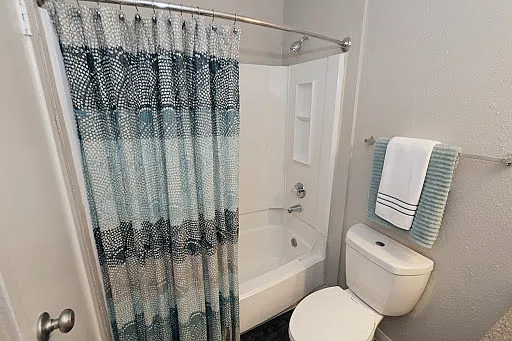 Westchase Creek Apartment Homes — Photo 41