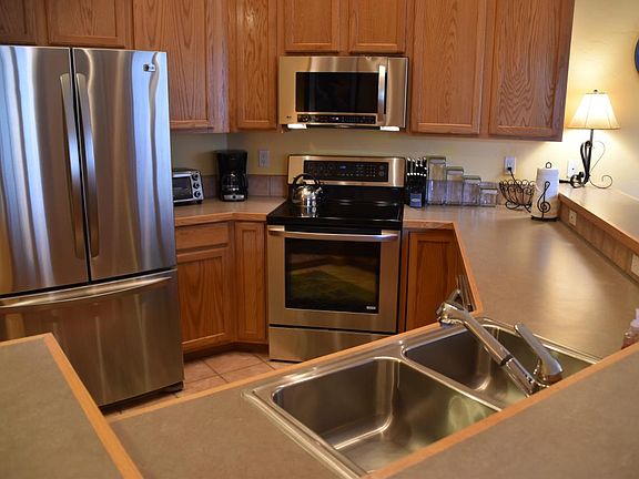4th image of 530 E Hurd Ln #G301